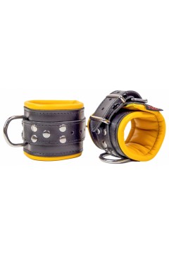 Wrist Restraints / The Red Padded leather handcuffs