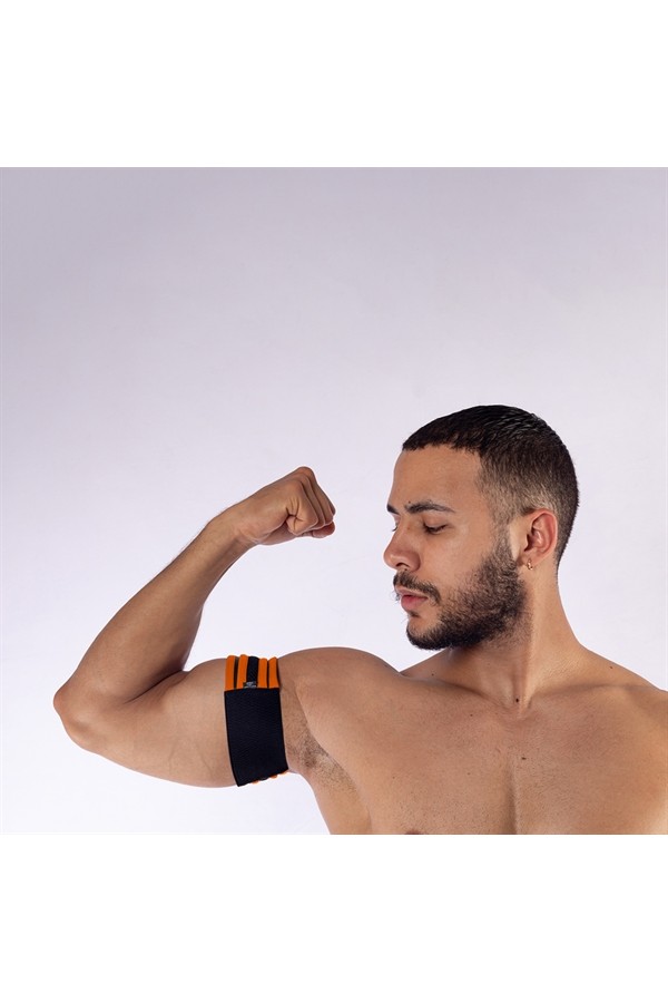 Övek és karpántok / Mister B Neoprene bicepszpánt fekete narancs