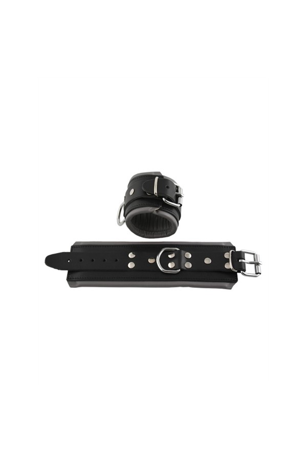 Wrist Restraints / Mister B Leather wrist restraints, color padding